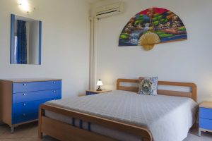 Appartamento Il Faro camera matrimoniale